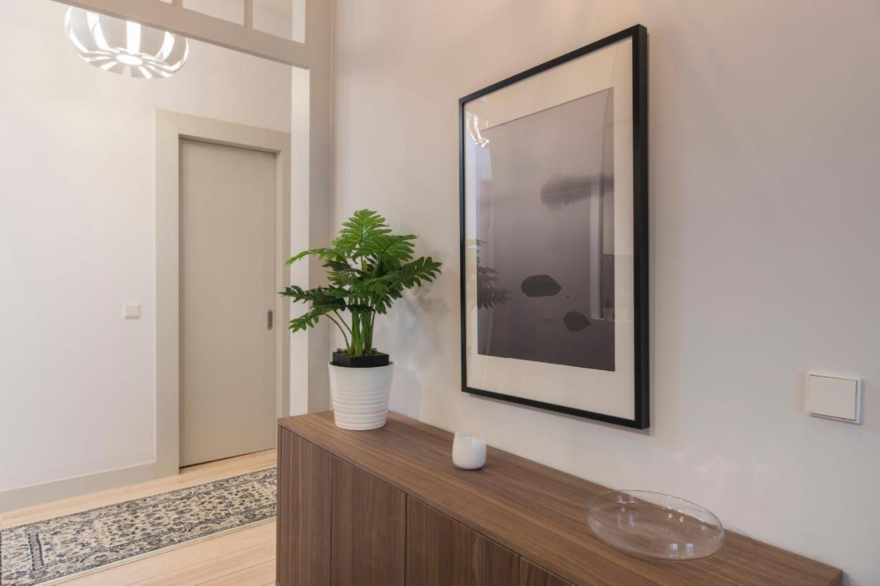 ליסבון Lovelystay - 3 Bedroom Downtown Wonderwall מראה חיצוני תמונה